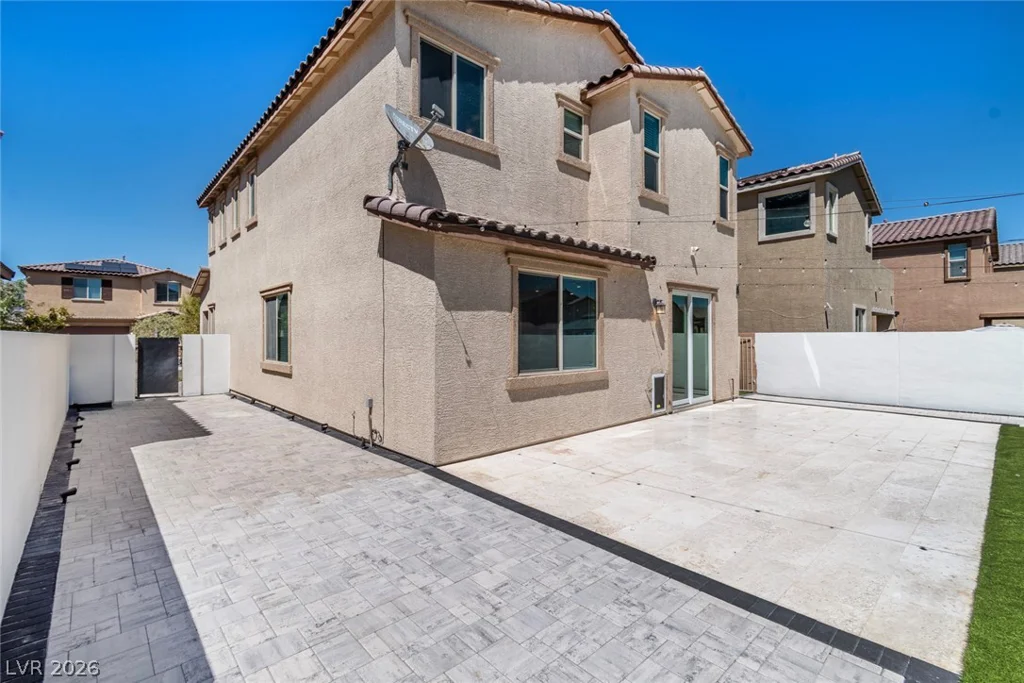 1013 Cliff Castle, North Las Vegas, NV 89081
