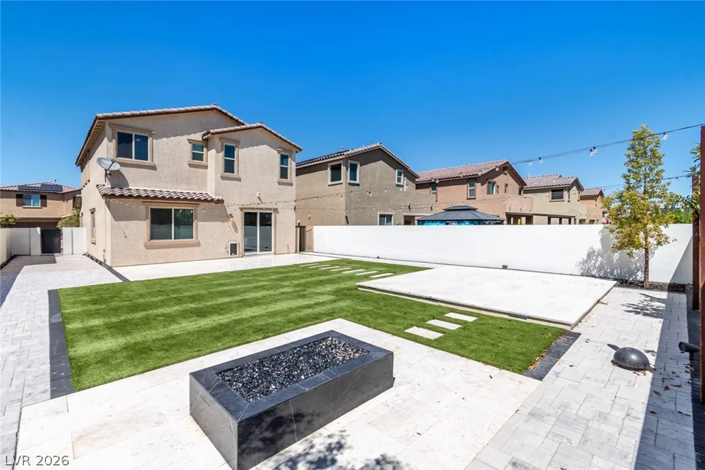1013 Cliff Castle, North Las Vegas, NV 89081