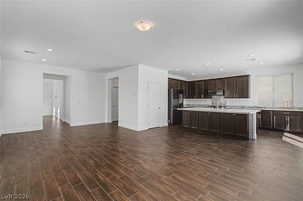 1013 Cliff Castle, North Las Vegas, NV 89081