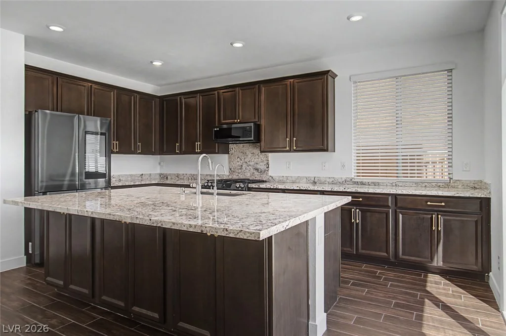 1013 Cliff Castle, North Las Vegas, NV 89081