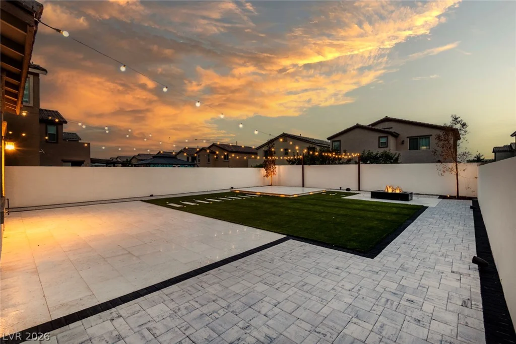 1013 Cliff Castle, North Las Vegas, NV 89081
