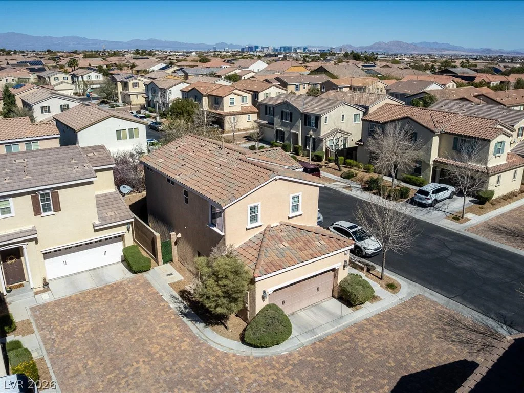 9131 Mount Wilson, Las Vegas, NV 89113