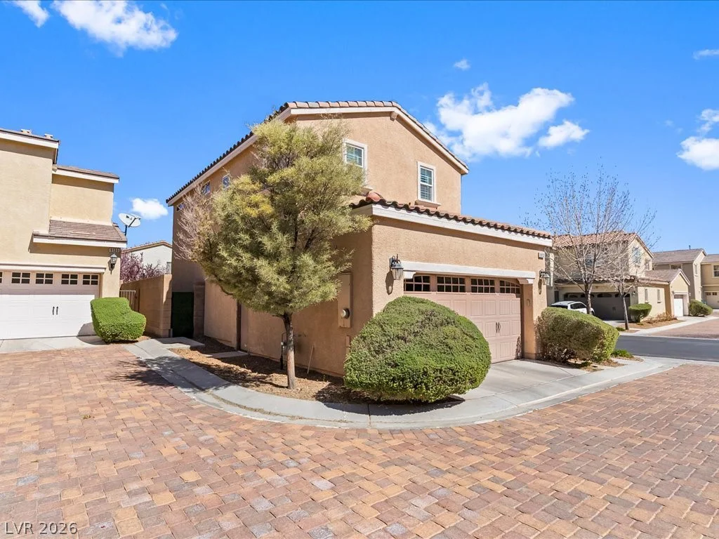 9131 Mount Wilson, Las Vegas, NV 89113