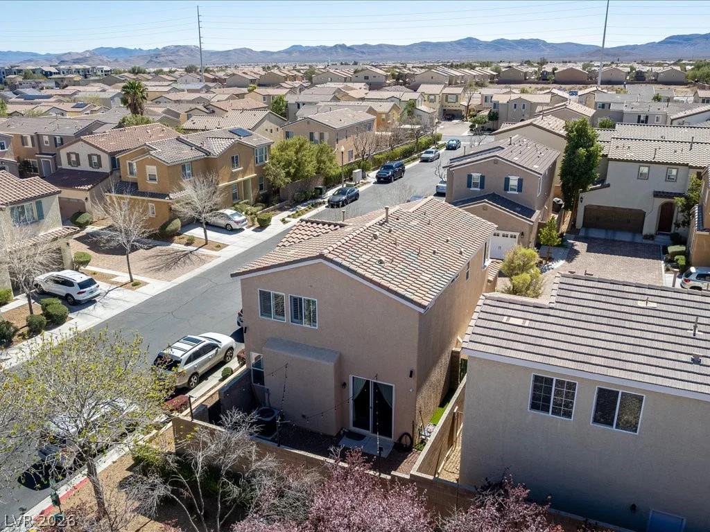 9131 Mount Wilson, Las Vegas, NV 89113