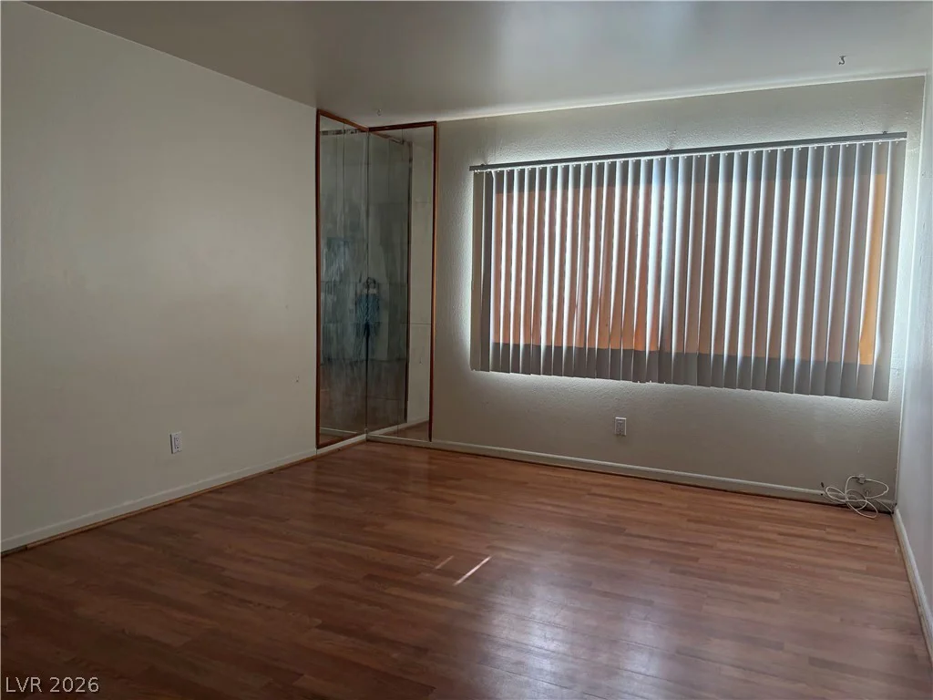 1405 Vegas Valley Dr, Las Vegas, NV 89169