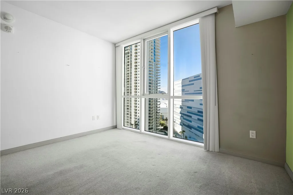 2747 Paradise, Las Vegas, NV 89109
