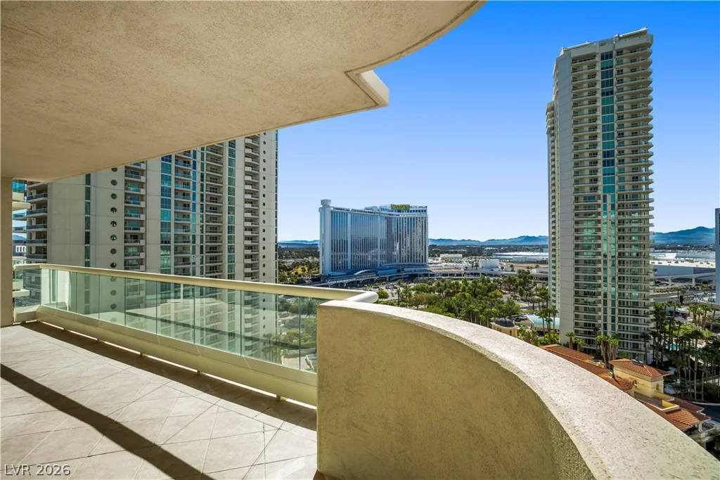 2747 Paradise, Las Vegas, NV 89109