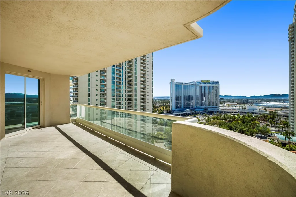 2747 Paradise, Las Vegas, NV 89109