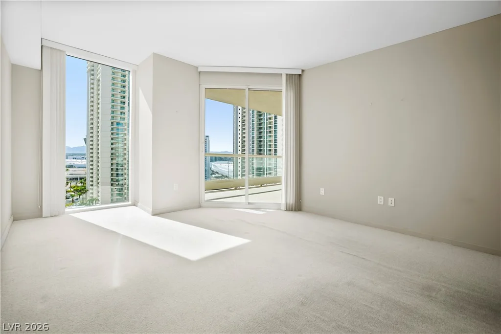 2747 Paradise, Las Vegas, NV 89109