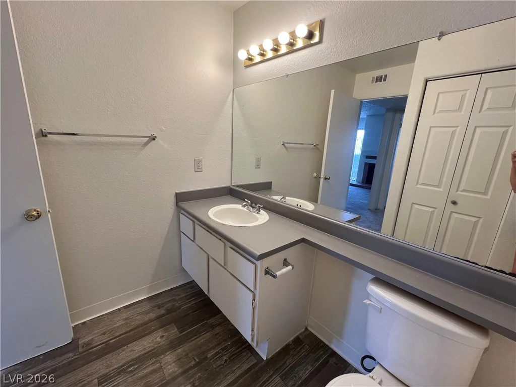 2989 Juniper Hills, Las Vegas, NV 89142