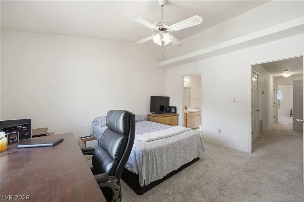 2851 Valley View, Las Vegas, NV 89102