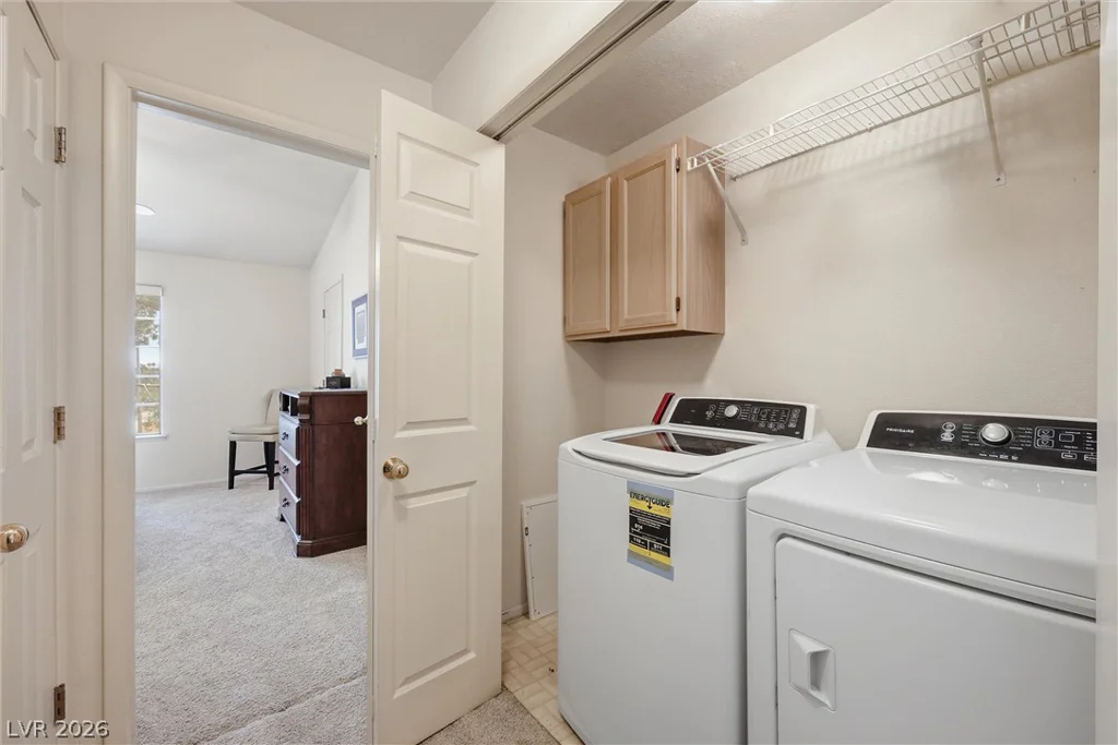 2851 Valley View, Las Vegas, NV 89102