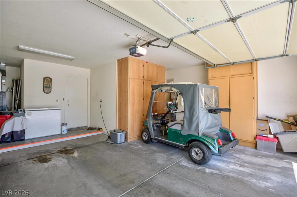 2401 Dove Valley, Las Vegas, NV 89134