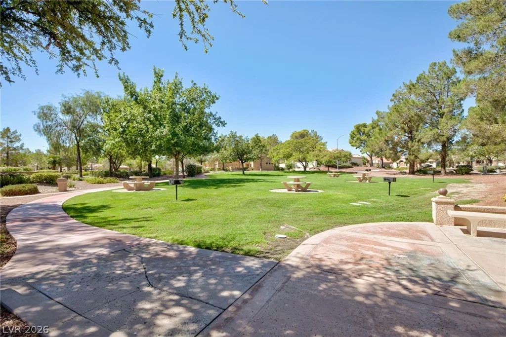 2401 Dove Valley, Las Vegas, NV 89134