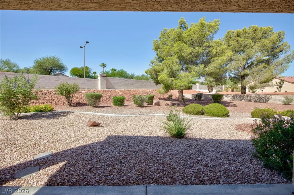 2401 Dove Valley, Las Vegas, NV 89134