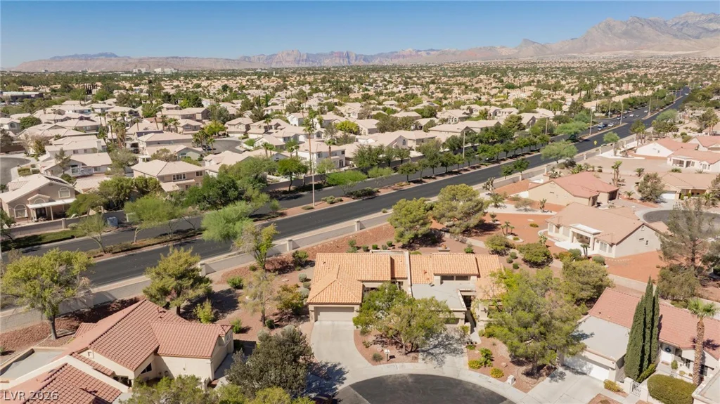 2401 Dove Valley, Las Vegas, NV 89134