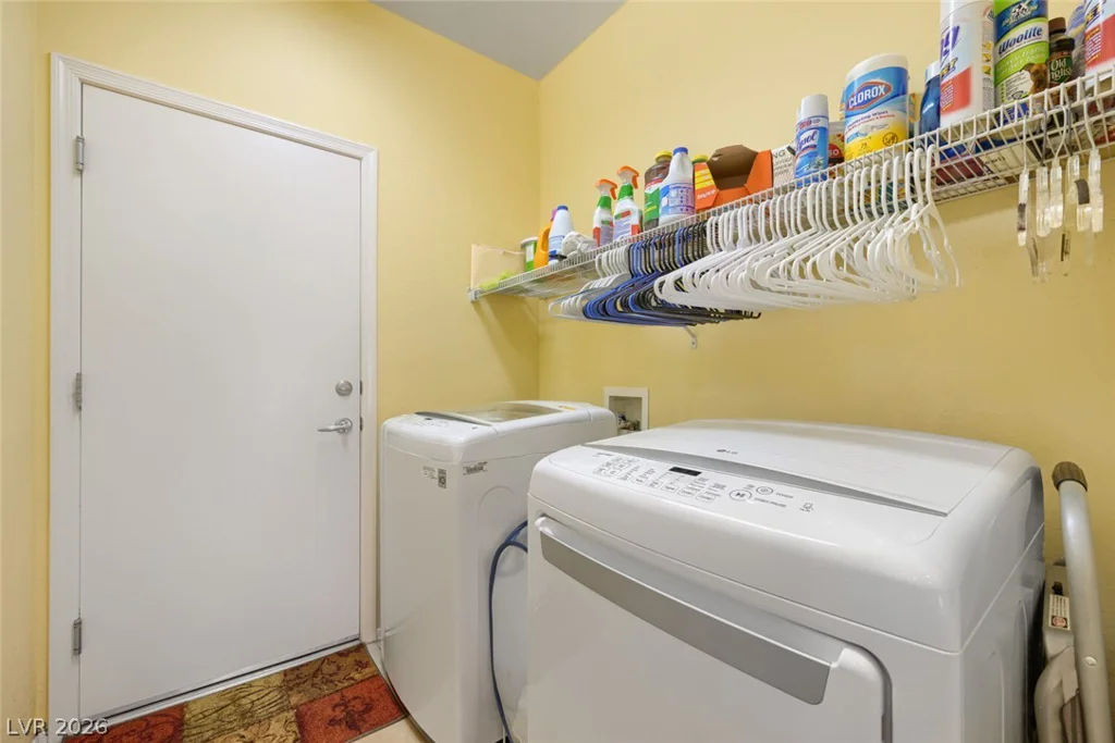 7737 Broadwing, North Las Vegas, NV 89084