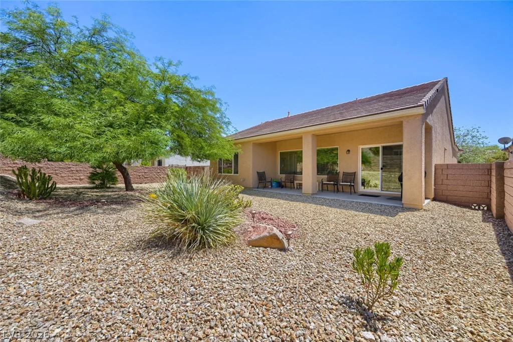 7737 Broadwing, North Las Vegas, NV 89084
