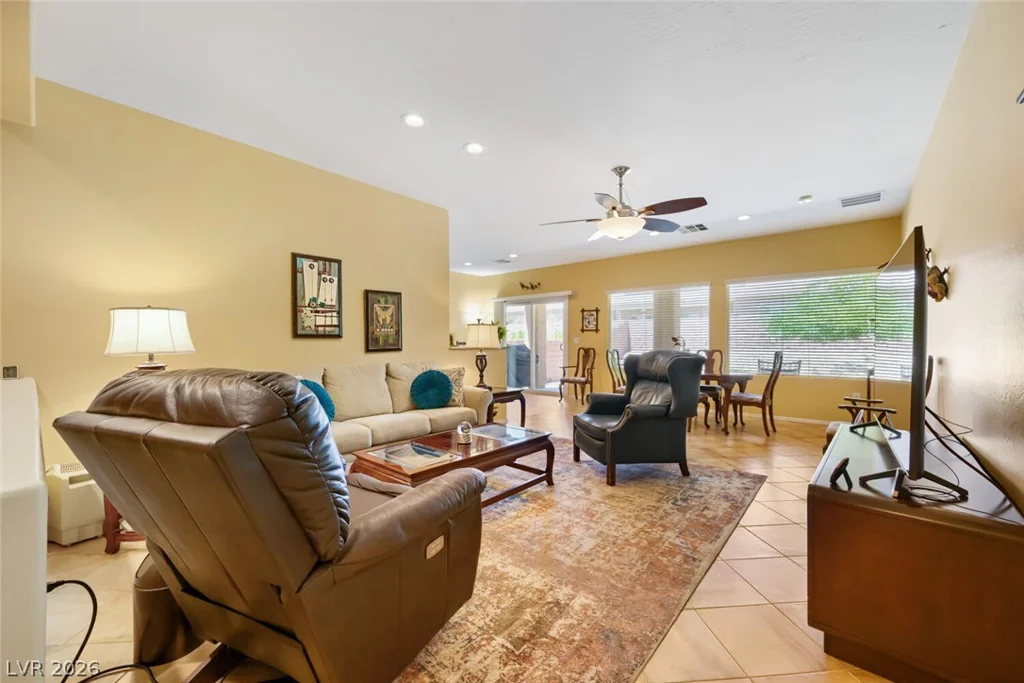 7737 Broadwing, North Las Vegas, NV 89084