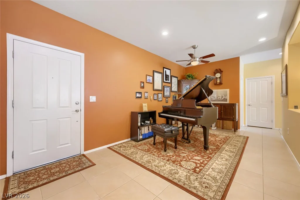 7737 Broadwing, North Las Vegas, NV 89084