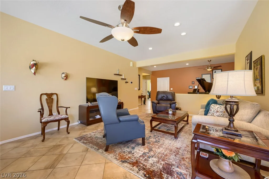 7737 Broadwing, North Las Vegas, NV 89084