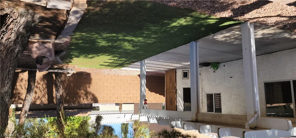 8116 Cimarron Ridge, Las Vegas, NV 89128