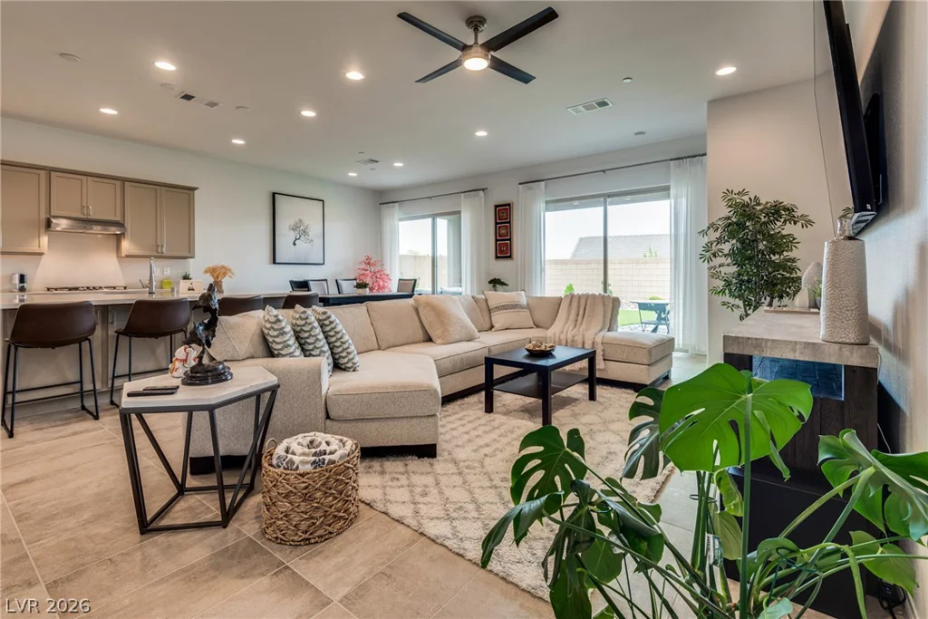 549 Cadence Vista, Henderson, NV 89011