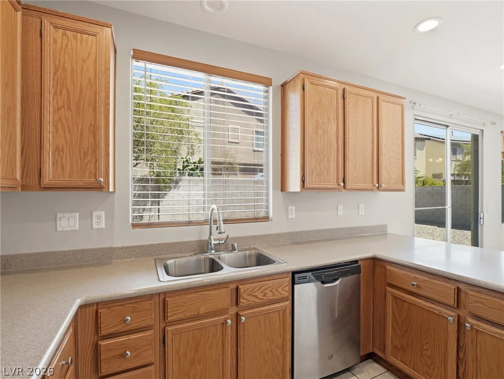 1932 Basilwood, North Las Vegas, NV 89031