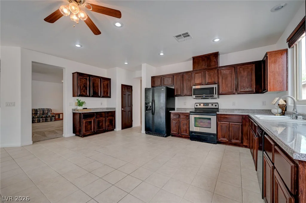 5893 Wildhorse Ledge, Las Vegas, NV 89131