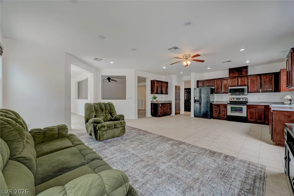 5893 Wildhorse Ledge, Las Vegas, NV 89131