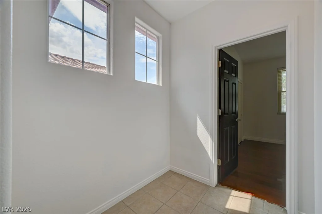 5893 Wildhorse Ledge, Las Vegas, NV 89131