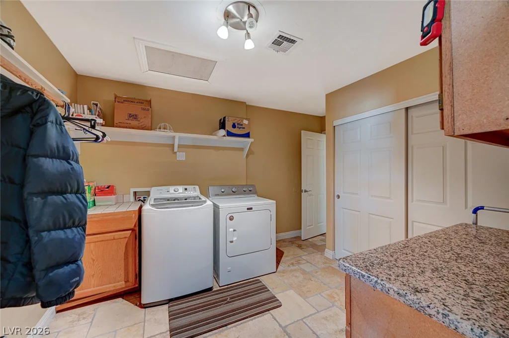 4424 Shady Hollow, North Las Vegas, NV 89031