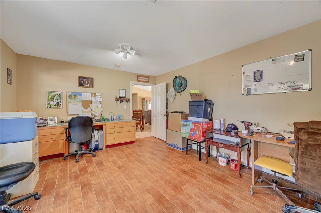 4424 Shady Hollow, North Las Vegas, NV 89031
