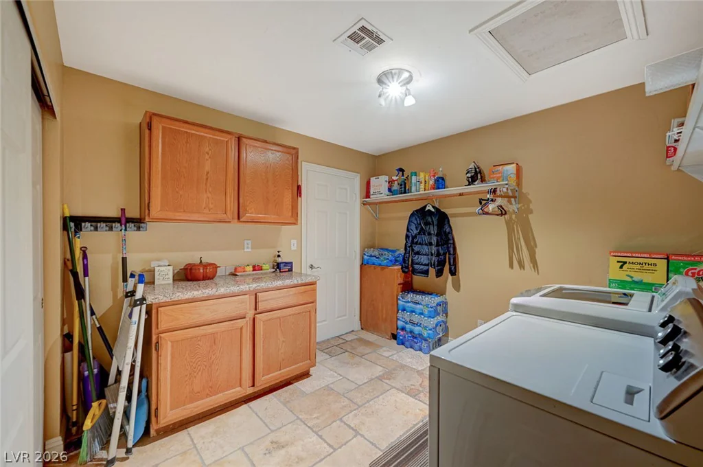 4424 Shady Hollow, North Las Vegas, NV 89031