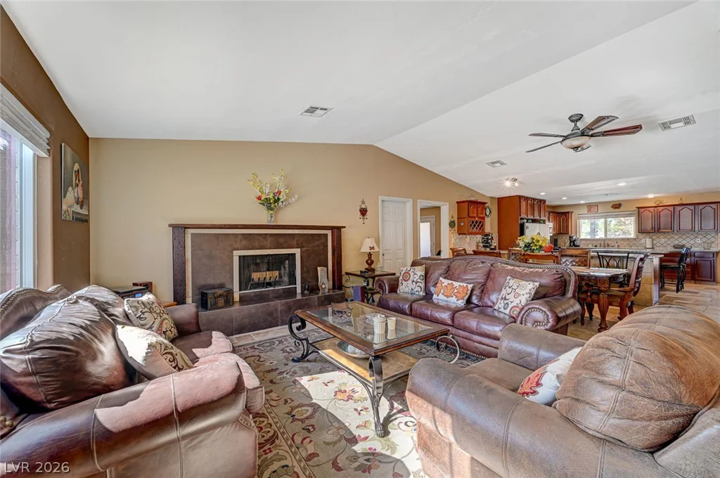 4424 Shady Hollow, North Las Vegas, NV 89031