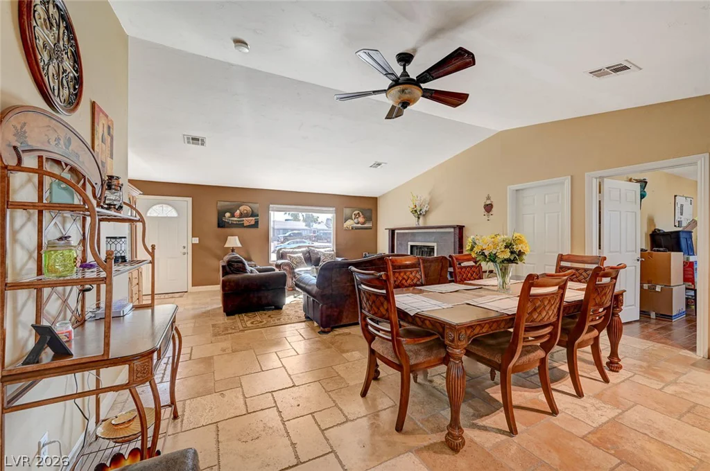 4424 Shady Hollow, North Las Vegas, NV 89031