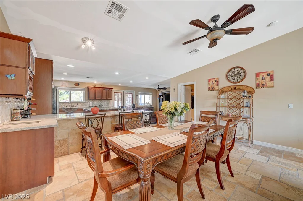 4424 Shady Hollow, North Las Vegas, NV 89031