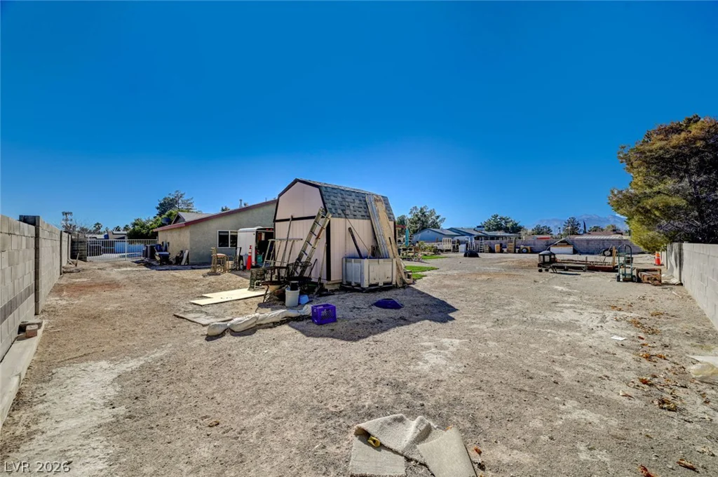 4424 Shady Hollow, North Las Vegas, NV 89031