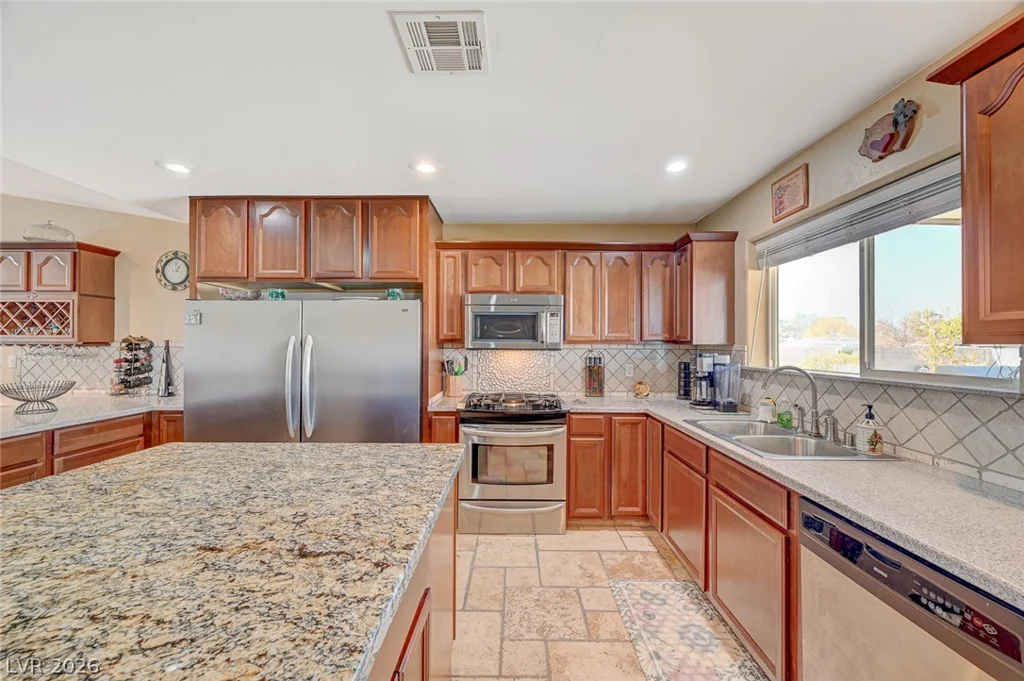 4424 Shady Hollow, North Las Vegas, NV 89031