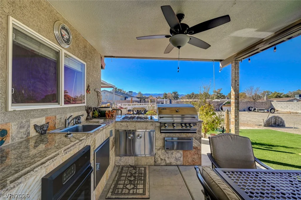 4424 Shady Hollow, North Las Vegas, NV 89031