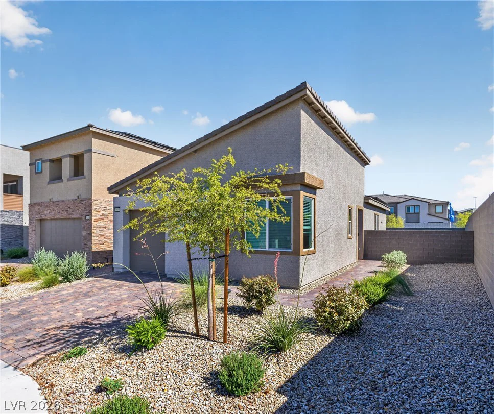 9649 Peggy Publow, Las Vegas, NV 89143