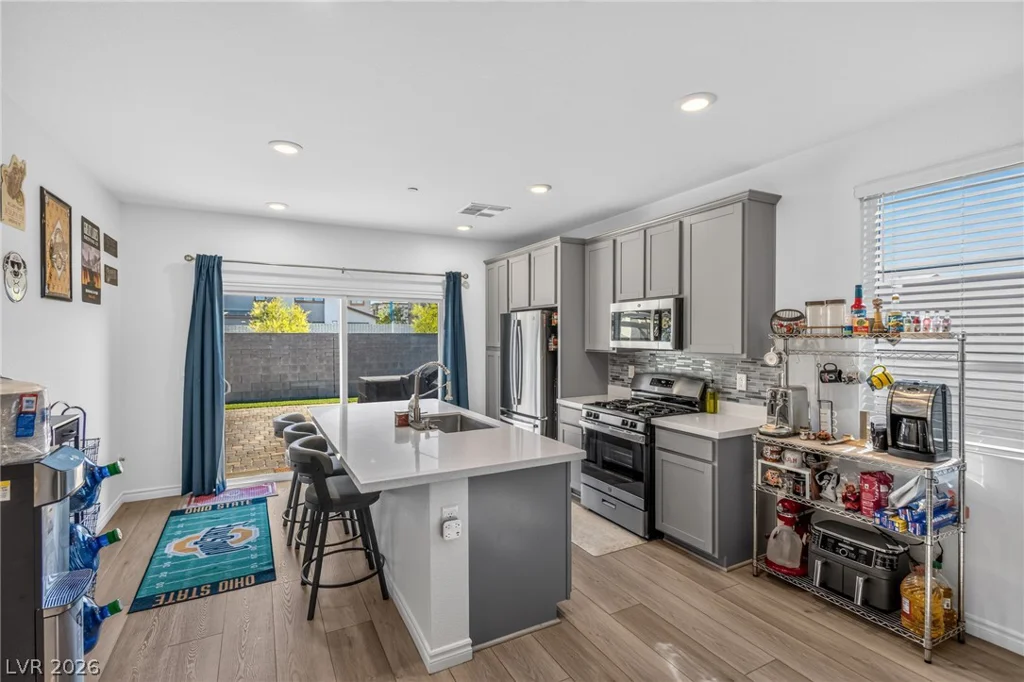 9649 Peggy Publow, Las Vegas, NV 89143