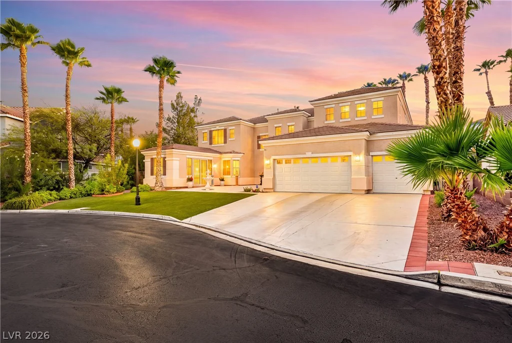 1417 Misty Moat, Las Vegas, NV 89117