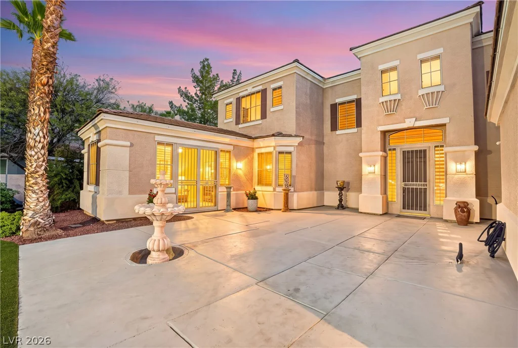 1417 Misty Moat, Las Vegas, NV 89117