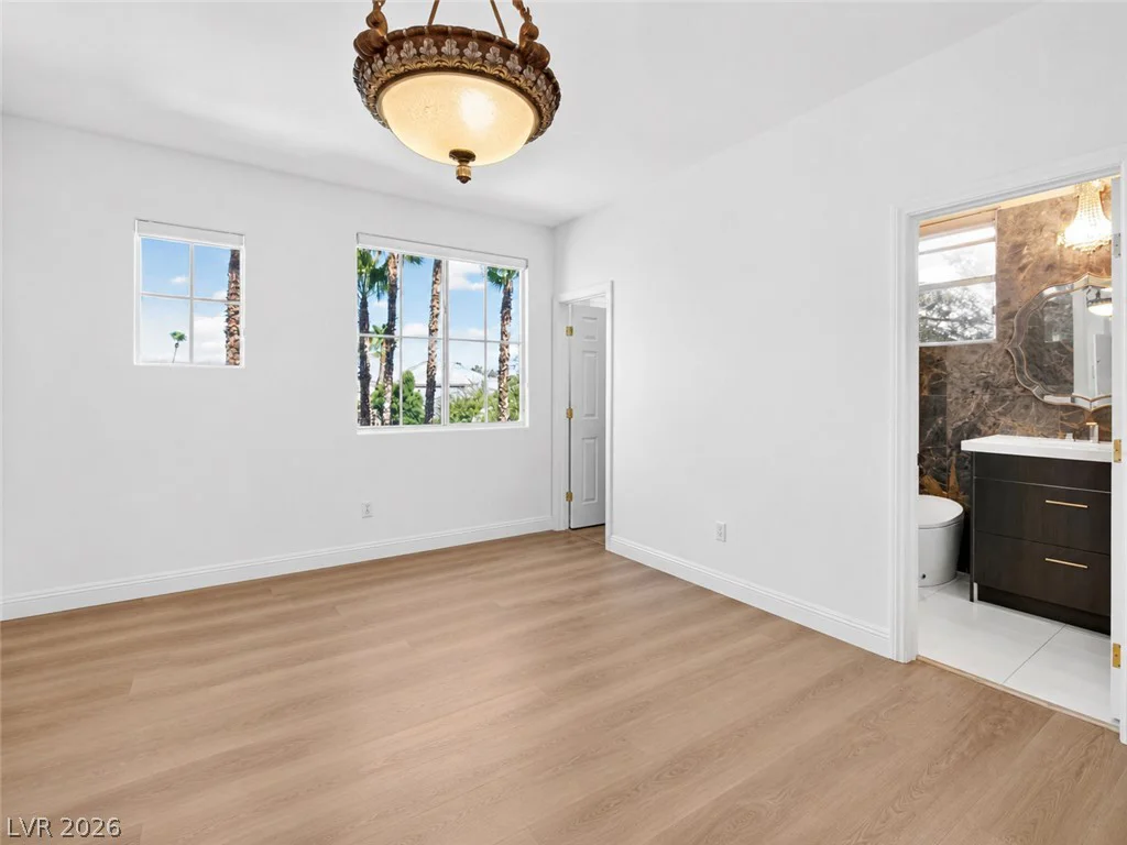 1417 Misty Moat, Las Vegas, NV 89117