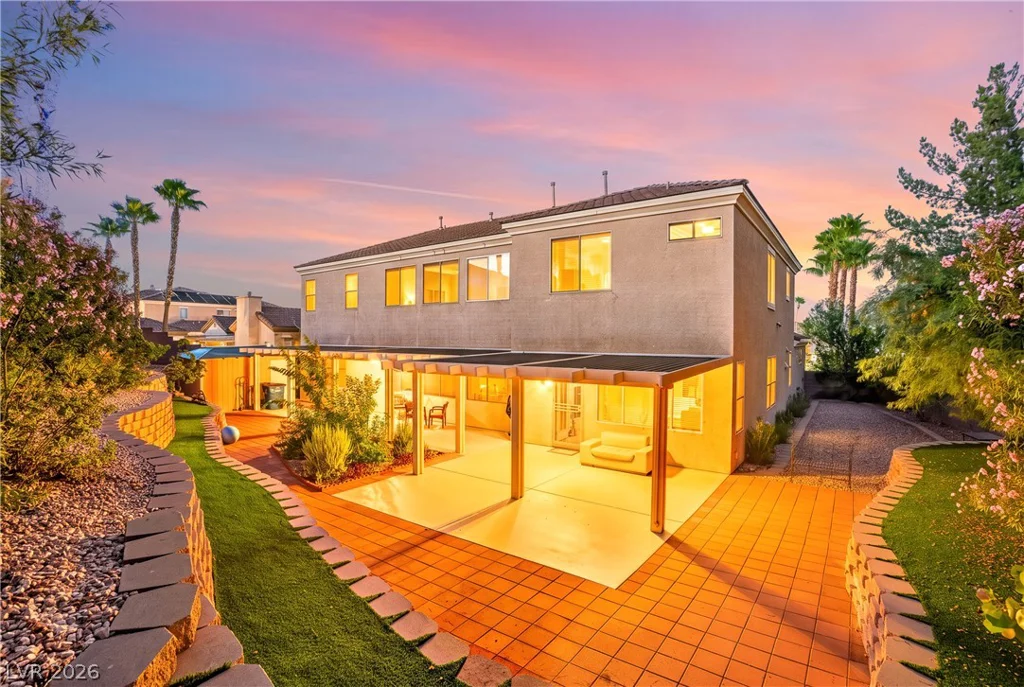 1417 Misty Moat, Las Vegas, NV 89117