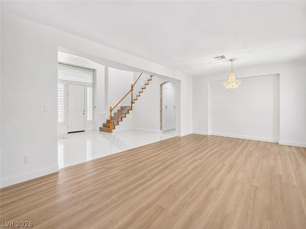 1417 Misty Moat, Las Vegas, NV 89117