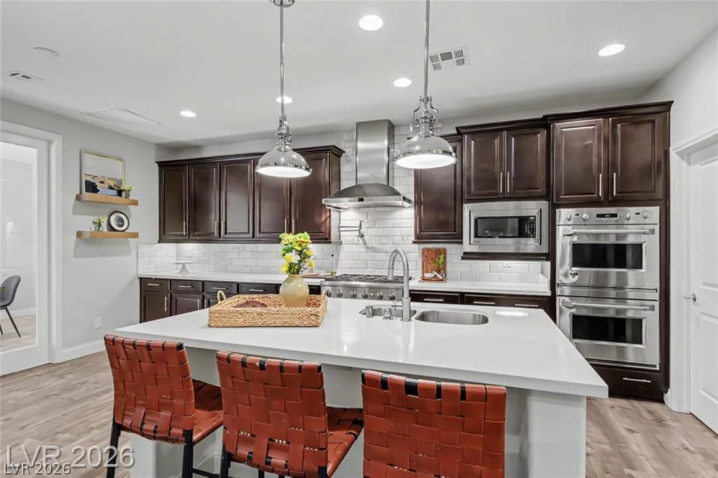 10432 Doman, Las Vegas, NV 89166