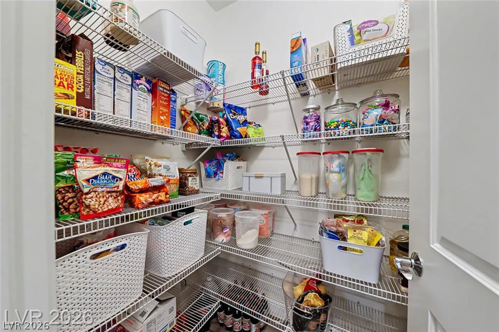 10432 Doman, Las Vegas, NV 89166