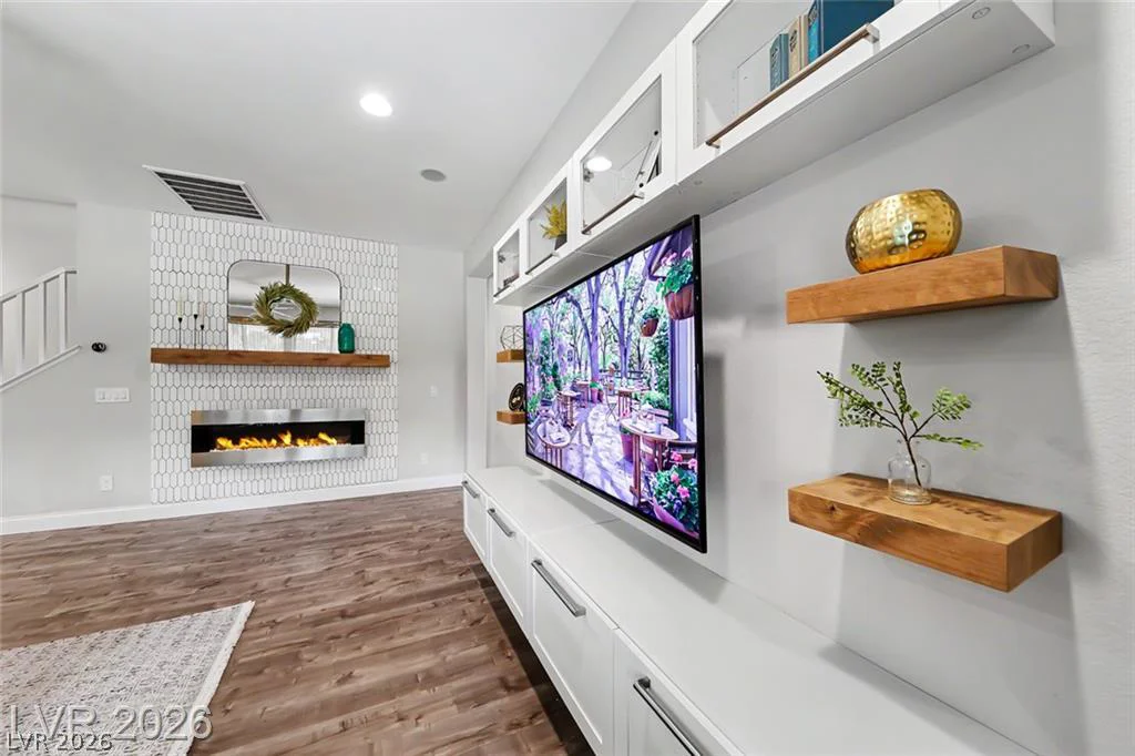 10432 Doman, Las Vegas, NV 89166